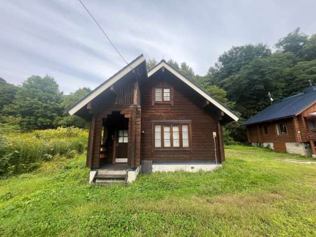 Hirafu Log House 13