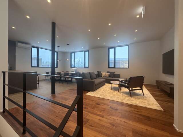 NLP House 7