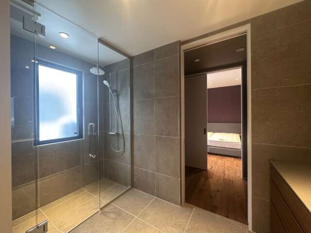 NLP House 9