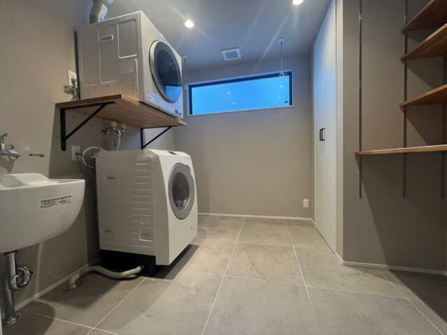 NLP House 16